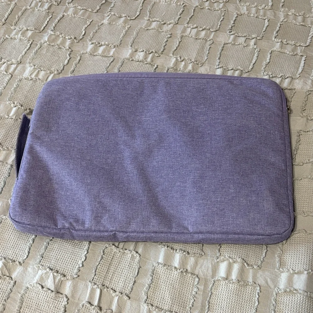 Purple Tablet Sleeve with zipper closure and outside pocket
